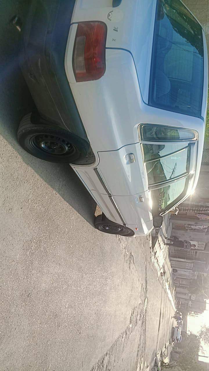 سايبة 2012 حلوةجاهزة رقم بغداد نكلزي بسمي كير مكينة تبريد مكفولات بكان سيارة دورة ***********
