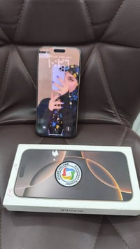 ايفون 16 بروماكس • بطارية ٩١٪ • ضمان ماستر