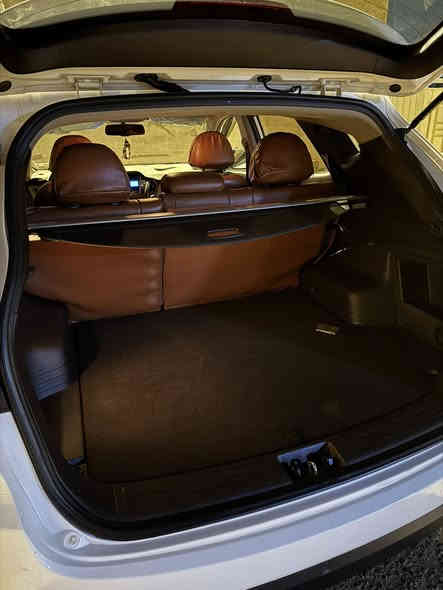 السلام عليكم 
#توسان خليجي 2014 
ماشيه 39 الف كيلوو حقيقي 
مكفوله من الصبغ والضربه والشخط 
سياره جديده جداً 
وومتعوبه 
مكاني بغداد 
*********** 
السعر 175 وبيها مجال جدا بسيط
