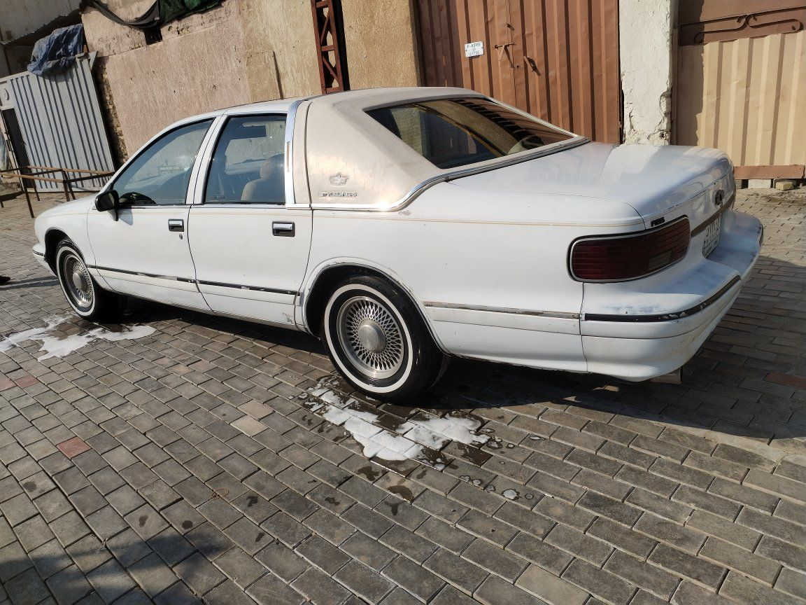 السلام عليكم دولفين مجول موديل 1994 Ltz
فتحه وربع جلد تخم تاير 
حداديه جيده
كير جيد 
مكينه بيهه خيط بخار 
كهربائيات ممتازه
رقم بغداد تحويل مباشر 
*********** هاذه رقمي 
رايدهه 45 وبيهه مجال 
مكاني كربلاء
