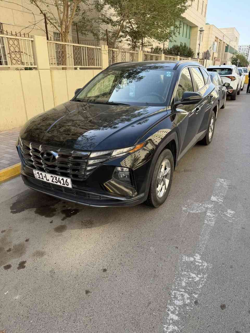 توسان 22 لون اسود ملكي
سيارة وارد امريكي وسونارهةًموجود
فول مواصفات عدا البنراما
ماشية 95 رقم بغداد بسمي 
السعر 170 ورقة سعرها مناسب بي مجال
مكاني بسماية وشارع فلسطين 
الاستفسار ابو ياسر ***********
