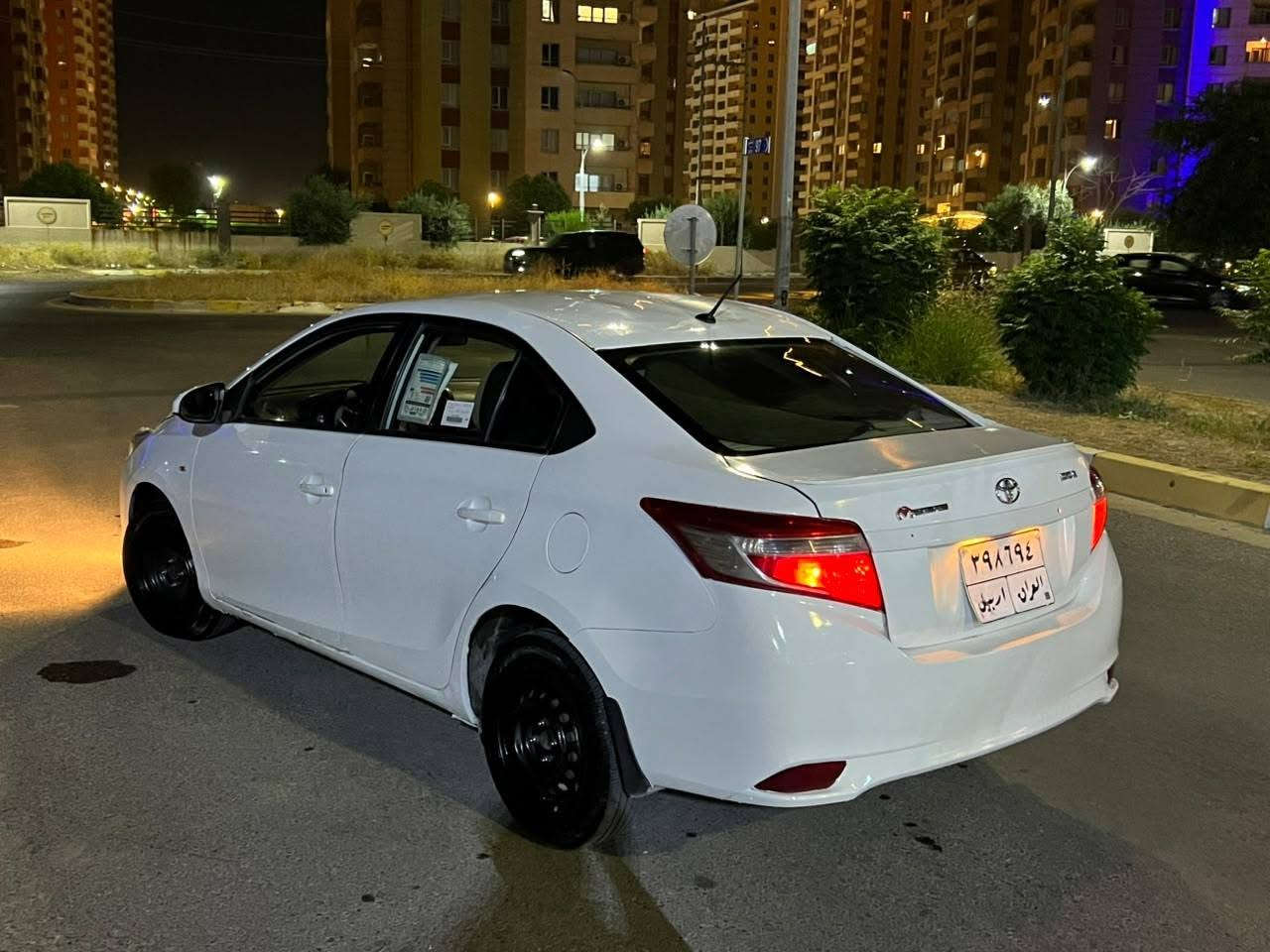 سعر بلاش بلاش 

‎يارس مۆدێل ٢٠١٥  بۆ فرۆشتن
‎فول قەپات مةكينة گةورة
‎ ناو زةرد جام كارةباى ئةى بى ئێس 
‎سەنەوی و رەقەمی نوێیە
‎چوار تایەیی تازەی لەسەرە
‎٣ پارچةى بۆیاغە 
‎سةقفى لاى دواوە بستێکی سارد کوتە
‎ گێڕومەکینە و تەبرید و تەقەو رەقەی بە شەرتە
‎سةيارةكة دينار مةسروفى نيية 
شوين  هه ولير 
ژ.***********
سعر پوه ندي بكه أربيل, العراق
