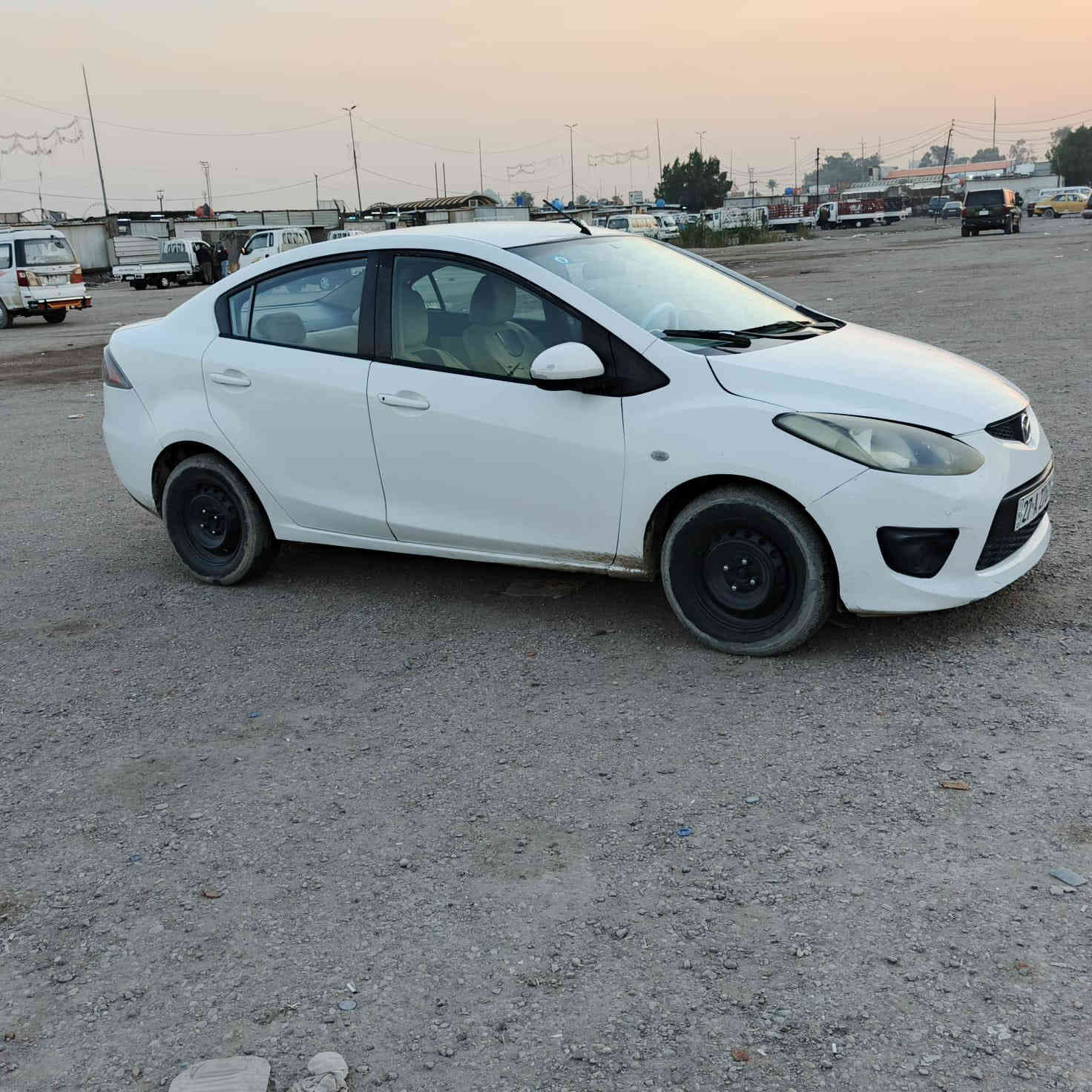 سلام عليكم بيع سريع مازدا 2012ياباني اصل كير ومحرك وحدادية كفالة تخم تاير جديد مال جناي جاهزه الاخير تبريد ثلج ⛄️ مال جناي حاهزه الاخير كير اوتو ماتيك كفاله السياره كلش جديده 
بيع مستعجل 65وبيها مجال 
الاتصال***********
مامتواجد بلخاص 👆👆
