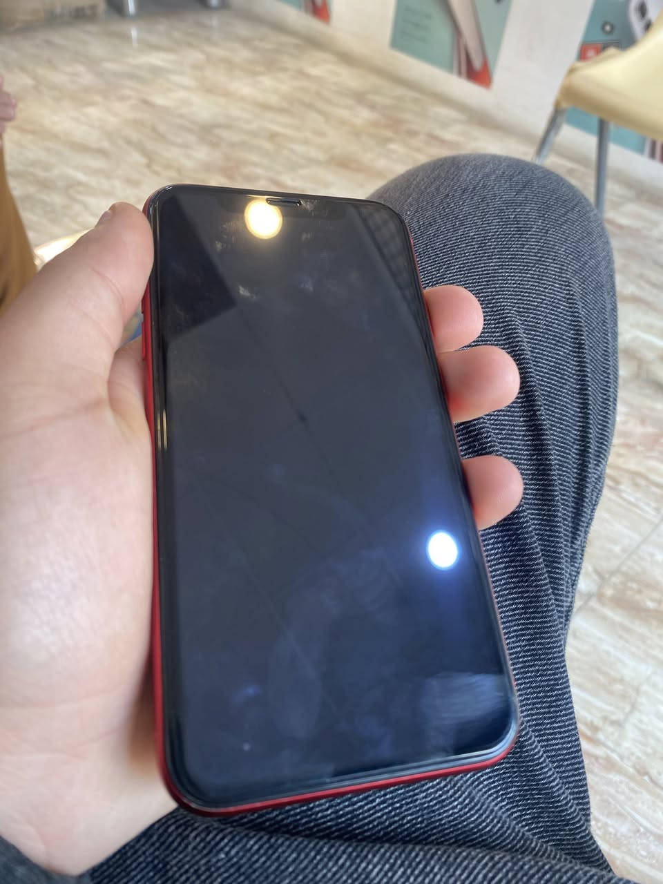 السلام عليكم 11عادي مبدل بطاريه وشاشه بيه فطر ممبين وذاكره١٢٨نضيف سعر 175اتصال ***********
