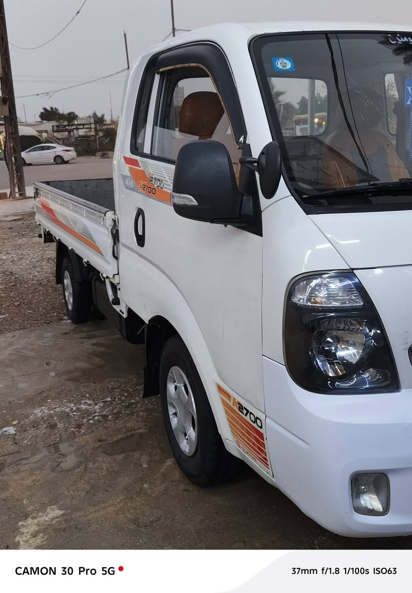 السلام عليكم
كيا حمل 2017 للبيع رقم واسط دولي سنوية مجددة مكفولة كفالة عامة مكينة كير خير من الله صدر أمامي جديد ستوني شادة باور ومشط ستيرن جديد السيارة نظيفة خير من الله مال جناي السعر 115 المكان واسط العزيزية أي استفسار اتصل عل خط
***********
