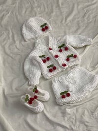 جاكيت بناتي • حياكة يدوية • ملابس أطفال