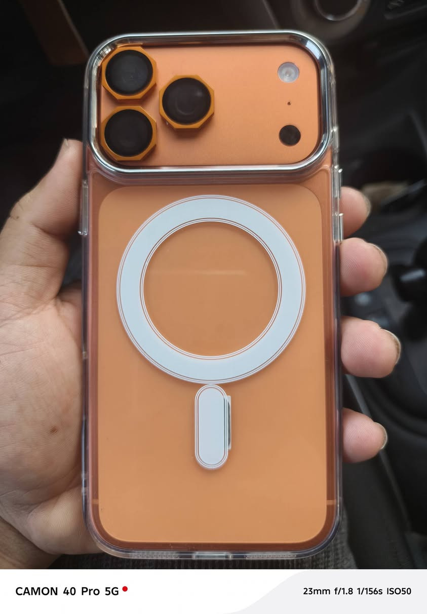 السلام عليكم أيفون 17 برو ماكس شريحه ألكترونيه مشحون 6 مرات فقط بكج حمايه كامل
من باب الحلال والحرام والأمانه الكيبل الي وياه مال ايفون 16 برو ماكس مكاني بنجف اجيك لحي الغدير تفحص الموبايل وين ميعجبك والكيبل وأكلك الف عافيه 
 السعر 1725 قفل متوازي والله 
مكاني النجف او كربلاء ماعندي توصيل 
***********
