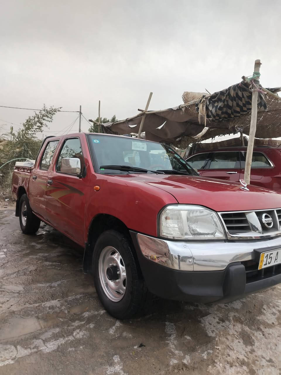 السلام عليكم نيسان شبوط للبيع موديل 2009 سياره بيهاجاملغ وباب صبغ السياره نظيفه  حداديه جديده شواصيه كفاله عامه العنوان نجف رقم السياره انبار مشروع وطني للاستفسار على الرقم ***********
