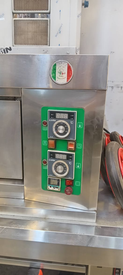 فرن غازي حجم ٧٠ امتياز ايطالي
مستعمل نظيف كلش
حساسات ثرموستات جداحات شاشات دجتال
جرس تنبيه داخل حجررررررر

المكان بغداد العلاوي قرب مستشفى الكرامة
للاستفسار عن التفاصيل الباقية راسلني ماسنجر وتدلل


**إذا كنت صاحب هذا الإعلان وتريد حذفه لأي سبب، رجاءا أرسل رسالة إلى الدعم الفني**