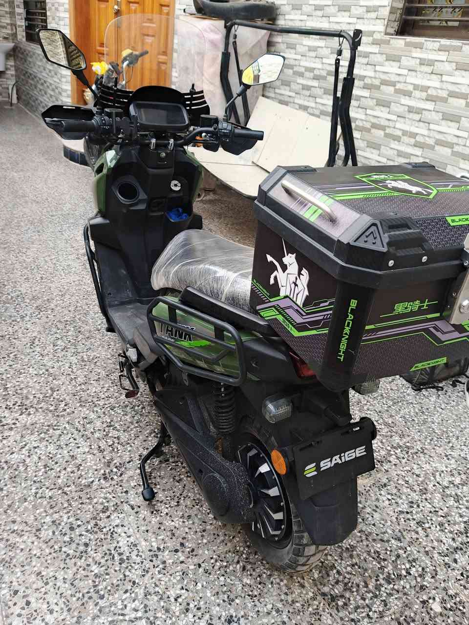 دراجة شحن اباتشي موديل 2025 سرعة ٩٠ بريك دسك امامي خلفي بطاريات جديد تاير جبلي حجم ١٢ الدراجة كلش نظيفة السعر (١١٥٠)(مليون ومية وخمسين) وبيها مجال بسيط ***********
