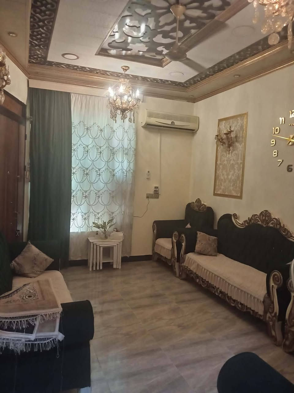 دار للبيع🏠 العنوان 7نيسان ..🏡 .. المساحه 100 متر . واجهه 7 . نزال 15 . يحتوي ع استقبال  ومطبخ وصاله وغرفة نوم + صحيات القاط الثاني صاله و 3 غرف  🏰وصحيات . السعر 175 وبي مجال. نوع العقار📃 سند 25 ملك صرف 📄. . للاستفسار الاتصال ☎️ ***********
