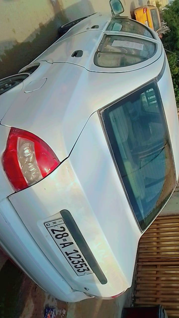 السلام عليكم هاي الطيبه موديل 18. رقم جديد السياره بدون فتح وتبديل مكفوله مكاني ديوانيه مركز تخم تاير مكينه وكير وحداديه جاهزه مصبوغه عام جماليه السعر جوه الشوك 40. وبيه مجال مستعجل الشراي يتصل ويدلل ***********
