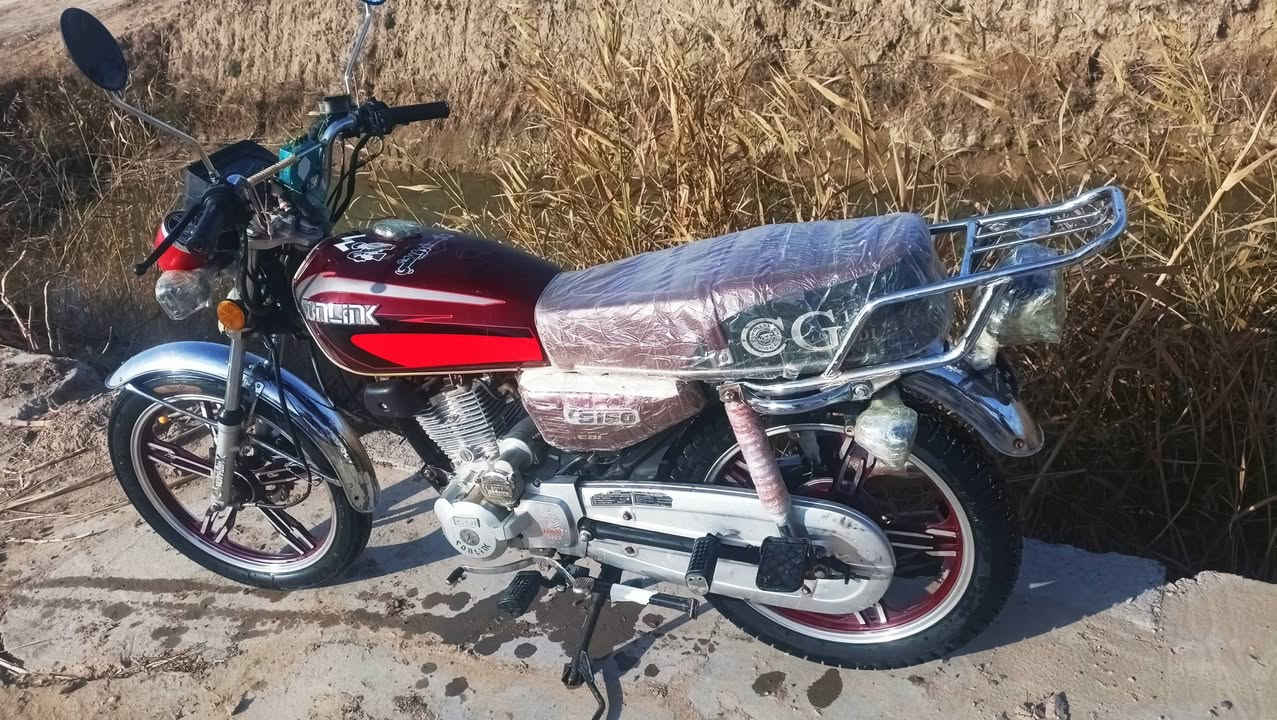 السلام عليكم للبيع دراجه سيفان 2022 مكفوله اوراقه اصوليه مكان صويره السعر 550 /***********
