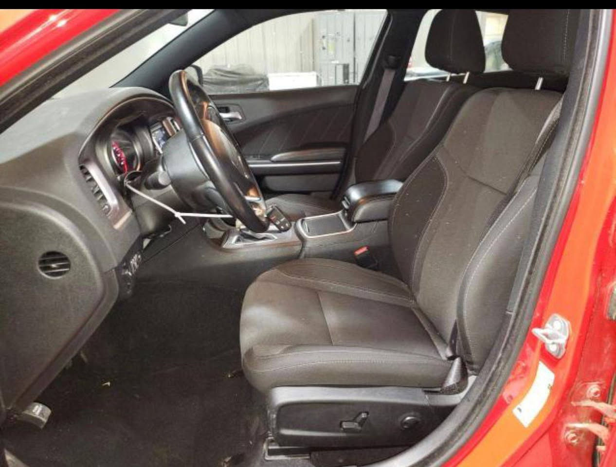 السلام عليكم
للبيع او مراوس 
جارجر موديل 2022
امريكي كلين كفاله عامه فقط دعاميه اماميه منزله 
رقم بغداد بسمي 
ماشيه 41
صور حادث مرفوقه بل منشور 
مكاني حله 
للاستفسار 
***********
