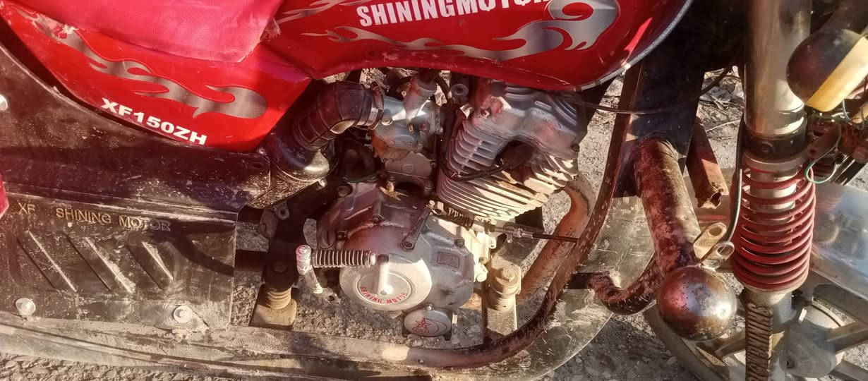 ستوات للبيع شاصي شرط محرك شرط منفيس بيها موديل 2020والمحرك 2020ويرامنية شغالة ستوات مال رزوق السعر 900وبي مجال الشري خاص موجود وعل الرقم ***********
