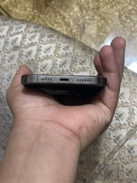 12ProMax للبيع ذاكره ١٢٨بطاريه ٨٨جهاز مبدل فقط شاشه اصليه مال تفصيخ نض...