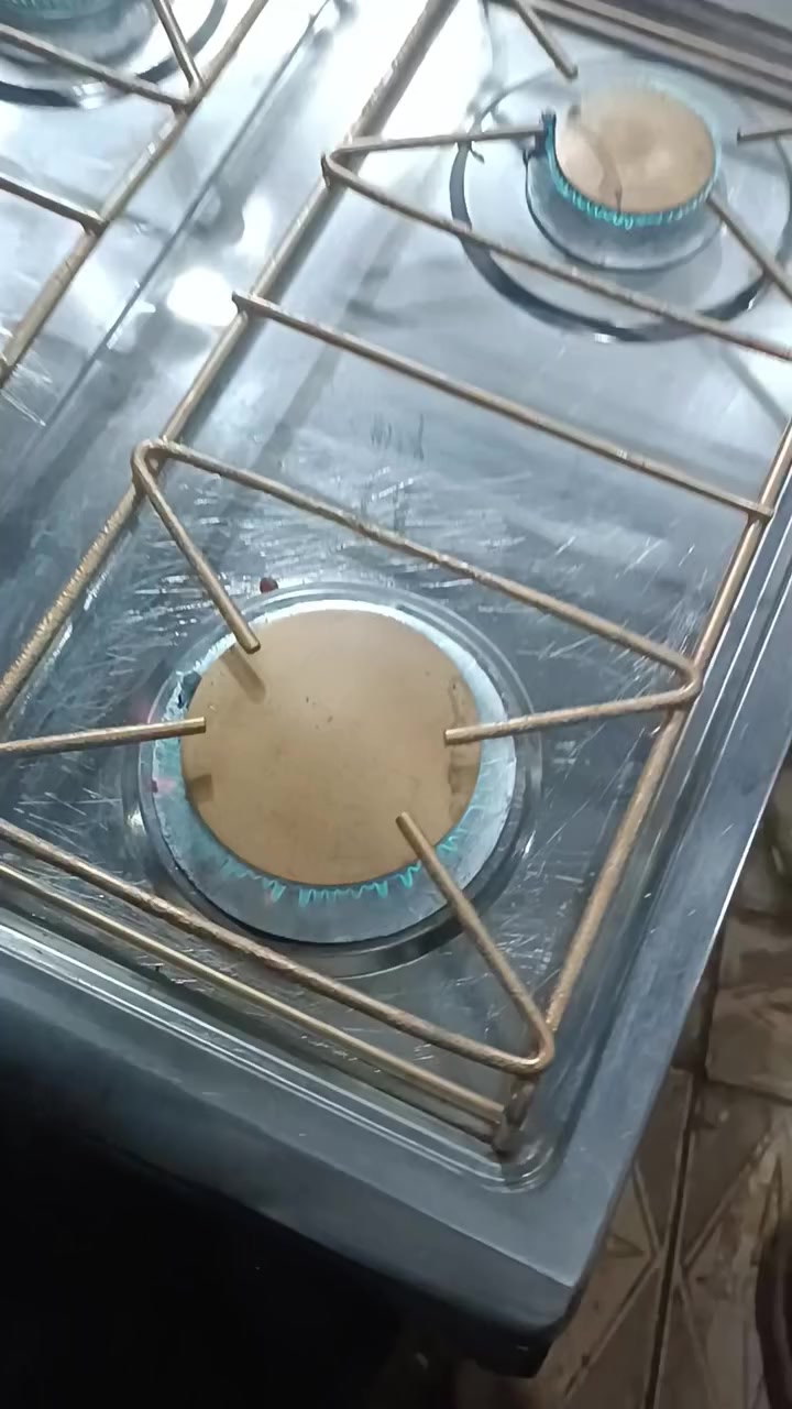 #مصري
أربع مشاعل + أفران ٢ يشتغل سوه 
١٠٠ وبية مجال قليل 

#ملاحظة 
جميع الطباخات إلي نبيعها بينها ضمان لمدة ست أشهر.


**إذا كنت صاحب هذا الإعلان وتريد حذفه لأي سبب، رجاءا أرسل رسالة إلى الدعم الفني**