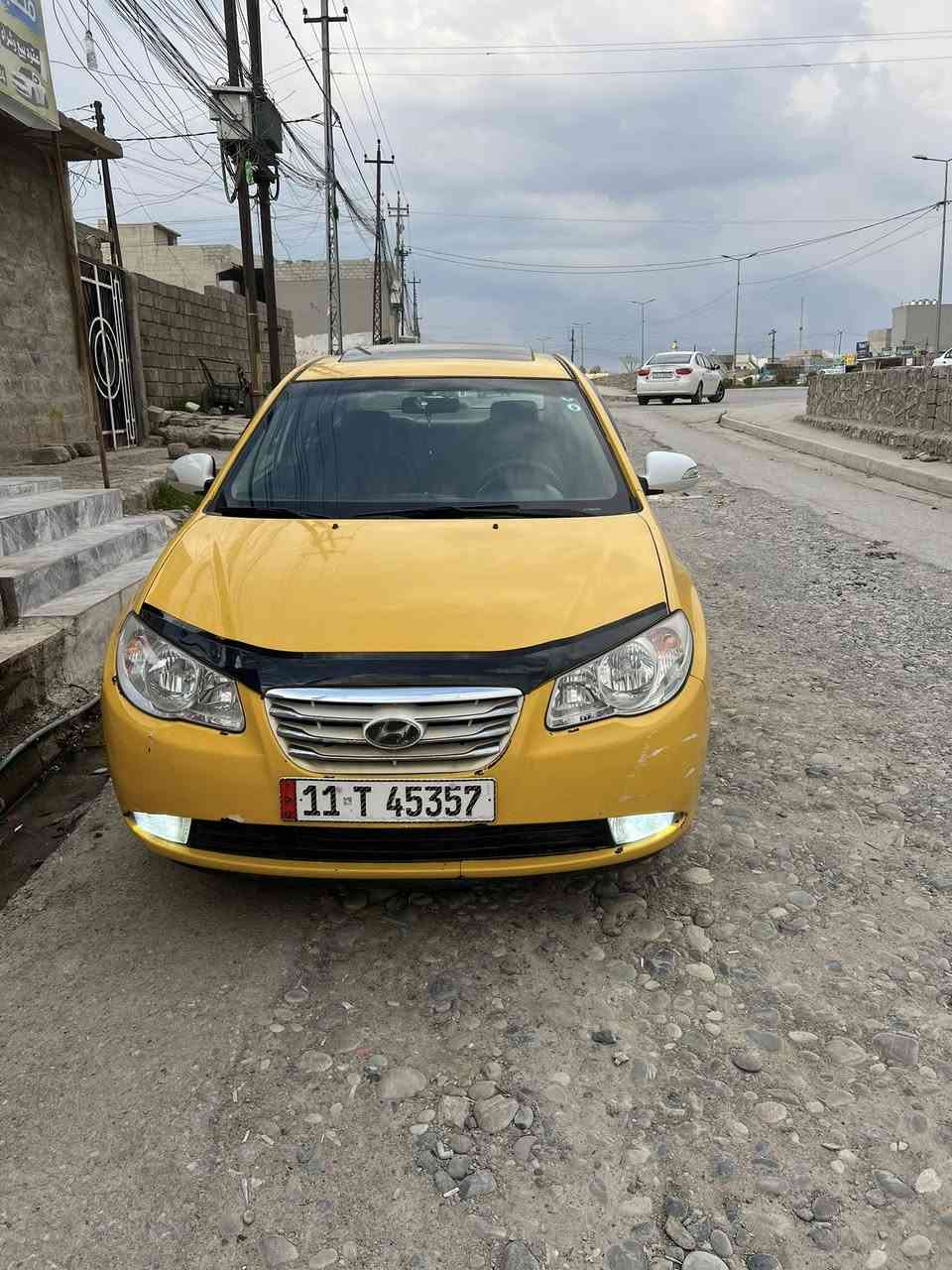 للبيع النترا تكسي 2011 سياره بيها تلقيطات معجون وجاملغ خلفي مبدل فقط شرط التحويل كابون بانزين رقم بغداد جديد. 
***********
***********  السعر 113
