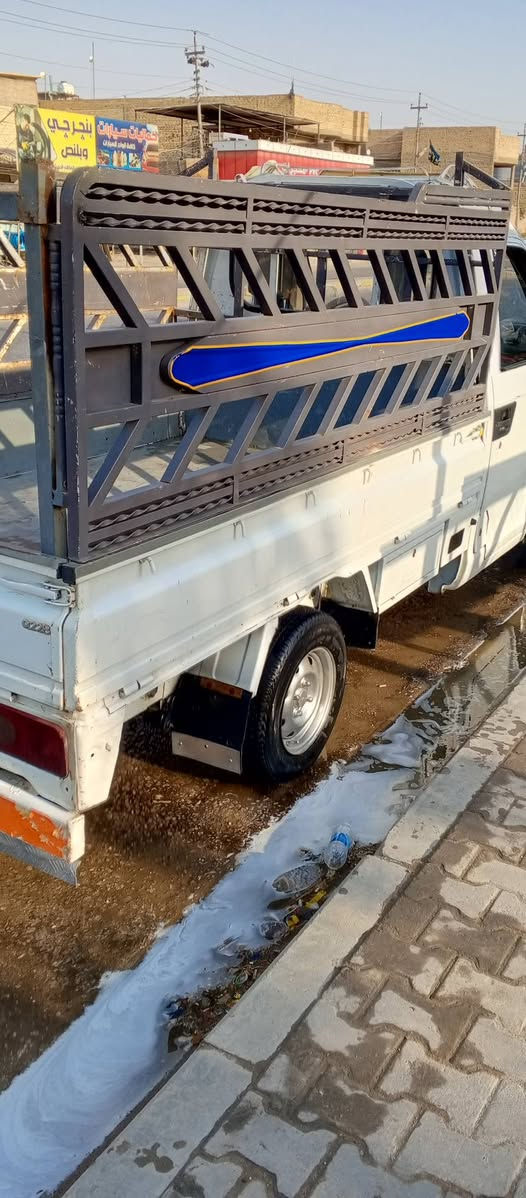 كيا شيري حمل ( للبيع او مراوس ) 
موديل 11 رقم نجف انكليزي باقي بس استلام اللوحات 
سنويه جديدة راعيهه يريد تحويل يعني شرط التحويل السيارة جاهزة مال شغل 
محرك وكير بلادي. الكير بي الرابع يفلت مرات اذا ماتخلي ايدك عليي 
السعر 33 وبيهه مجال حك الجيه 
مكاني نجف *********** النجف, العراق
