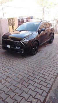 للبيع كيا سبورتاج موديل 2023 فول واحد على واحد السياره مقفوله بالسياره...
