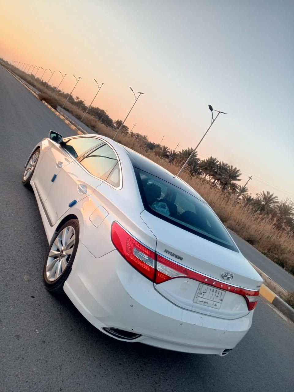 ازيره كامل الموصفات رقم بغداد فول مواصفات محرك 3000 بدون حادث عدا شبر بارد تخم تاير السعر 145 وبيها مجال فلوجه كرمه      
رقم الهاتف ***********
