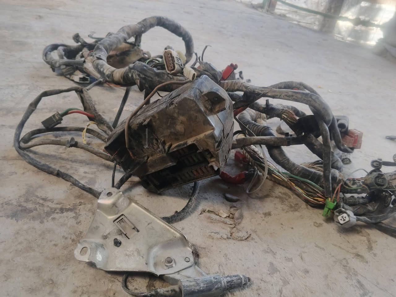 السلام عليكم 
 مسجل 0/10 للبيع ب175 قفله 
فقط شاشه عاطله وتصلح عادي 
كامل مع ضفيره 
توصيل كافه المحافصات🚚
مكان ابو غريب خرنابات 🚩
***********بي واتساب
#الجميع
