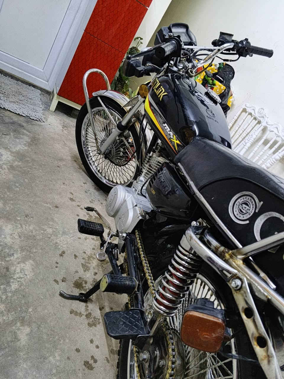 السلام عليكم للبيع سونك 4 كير محرك مكفول ما مفتوح مرقم بغداد مشروع وطني السعر 1250 وبي مجال الستفسار واتساب ***********
مكاني بغداد الشعله
