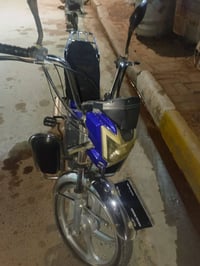 دراجه شحن • ٥ بطاريات • كهربائيات شغاله