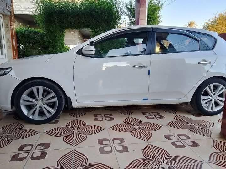 سلام عليكم

كيا سيراتو 

موديل 2012

فول عدا البصمه 

خليجيه مكفوله 

الموصفات معروفه 

تحكم استيرن 

مكينه 2000 دوش 

فتحه سقف 

شاشه كبيره 

كامره دواره 

حداديه صدر 

حساسات 

تبريد ثلج 

كشنات تدفه 

گير ومكينه مكفول 

السياره جاهزه ومابيها كل نقص 

سعر 120$

رقم سليمانيه الانكليزي 

مشروع وطني 

تحويل مباشر 

مكاني ديالى 

ه‍ *********** متواجد فيس واتساب
