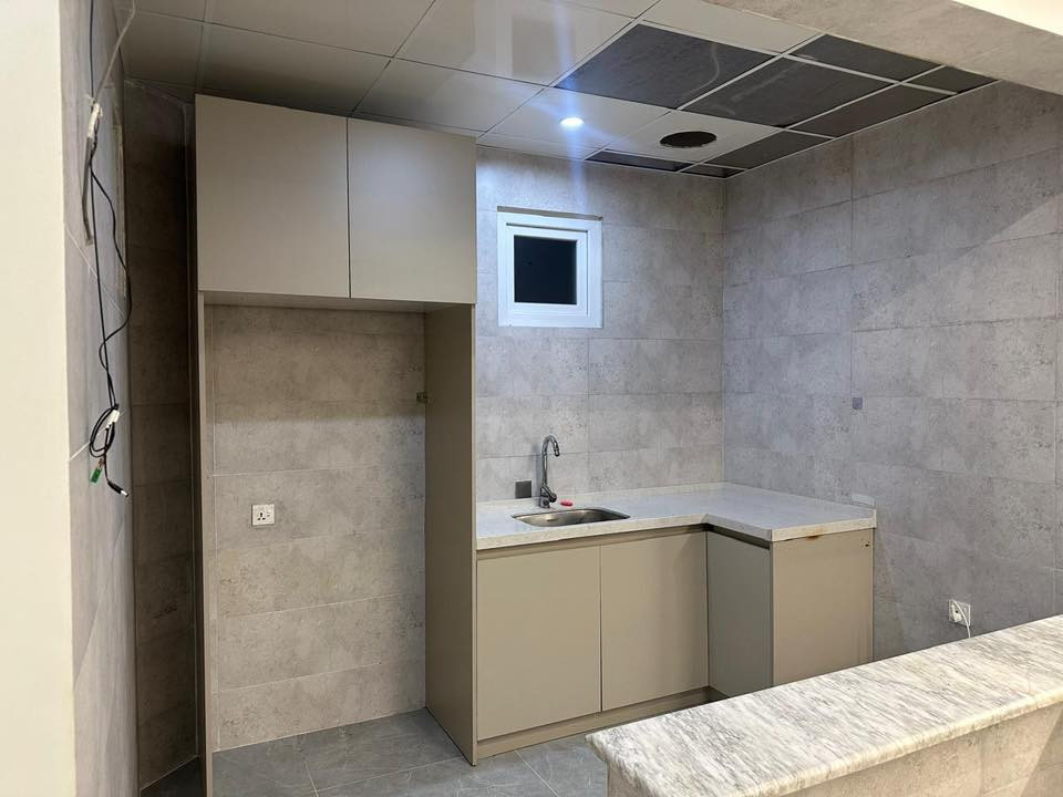 ئەم کەوانتەرە بۆ فرۆشتن لە سلێمانی بێ عەیبە ساڵێکە دروست کراوە MDF
***********
