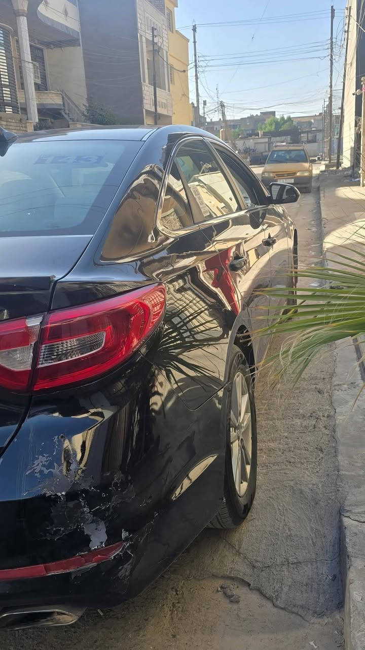 بسم الله الرحمن الرحيم  
سلام عليكم
سوناتا 16 أمريكي 

سياره 3 قطع جاملغين وبنيد السياره
مكينة 2400 GDi 
السياره رقم أسليمانية سنويه جديد
 
 مواصفات حلوه 
شاشة ابلادي 
كامره 
انضمة قياده وباقي المواصفات معروفة
بيع مستعجل 
ماعتقد اكو هيج سعر 

ملاحظة السياره بحاله جيده  
ونضيفه وأحله من الصور بهواي 
السعر / 110 وبي مجال 
للستفسار ***********
 موجود بي واتساب  مكان السيارة بغداد الكرخ
