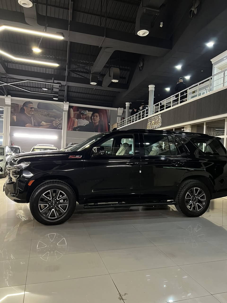 للببع تاهو 2022 خليجيه وكاله Z71
نزلت من سعرها السابق ٤٥ ورقه 
مواصفات z71 اصدار الطرق الوعره  كلين تايتل مكفوله كفاله عامه
جكات تصعد وتنزل 
بانوراما 
‎دبل اكسل +٤ وضعيات قياده
‎شاشه الكترونيه ، كاميرا 360درجه
‎جنطه كهربائي+شفط
ماشيه ٦٨ الف كيلو مو ميل 
‎السياره مرقمه اربيل ،هزه و سنويه جديده، تحويل مباشر
السياره جديده على وضع الشركه بدون اي نقص 
مغلفه PPF درجه اولى ضمان ١٠ سنوات بـ 2500$ 
و شادلها تايرات جبليه بـ 1000$ 
السعر 56,500$ 
*********** 
واتس اب 
مكان السياره اربيل
