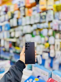 سامسونج S25 ألترا • ١ تيرابايت • مستعمل ضمان