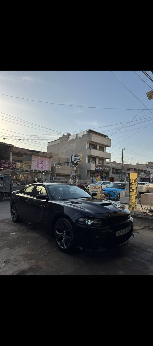 السلام عليكم ورحمة 
جاجر Gtموديل 2019
السيارة مابيهة صبغ نهائيا
بارد بل جاملغ السيارة جديدة كلش ستخدام شخصي 
عنوان السيارة بغداد حي الجهاد 
***********
