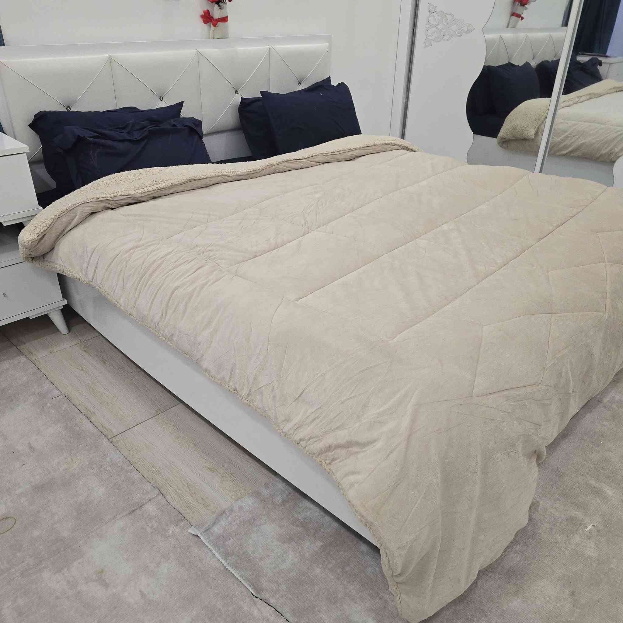 بۆ فرۆشتن ***********
1- تاقم سیستەمی گەورەی دوونەفەری 5 پارچە بۆ فرۆشتن پاک و جوان و تازە 
نرخی 350 هەزار
2- سیستەم و جۆلانێی منداڵ تازە و بێعەیب بۆ فرۆشتن 
نرخی 80 هەزار
***********
سلێمانی
