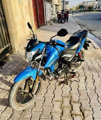 موتوسيكل • للبيع