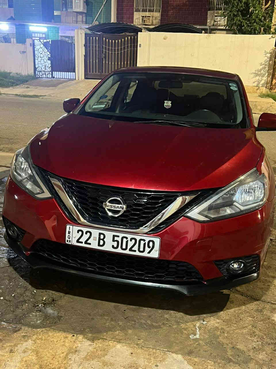 سيارة للبيع نيسان سينترا 
موديل 2017 
شرط التحويل 
المواصفات فول عدا الفتحة 
الضرر جاملغ خلفي فقط 
السعر 105للتواصل على الرقم ***********
