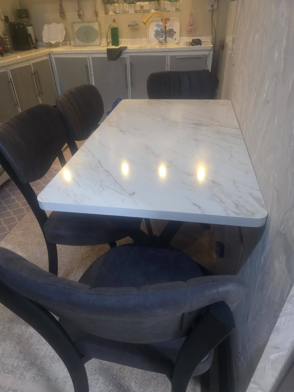 ميز طعام مع ٤كراسي ودوشك نفرين ضغط للبيع الاستفسار خاص


**إذا كنت صاحب هذا الإعلان وتريد حذفه لأي سبب، رجاءا أرسل رسالة إلى الدعم الفني**