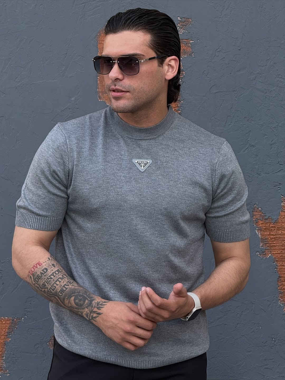 ⁨	⁨	25,000 🖇️

14 لون 🔥

S - M - L - XL - 2XL 

بغداد - المنصور - ساحه اللقاء 📍

*********** ☎️📞

بيج الاحذيه ⬇️
‪‪@koodi_shoes‬‬⁩⁩
