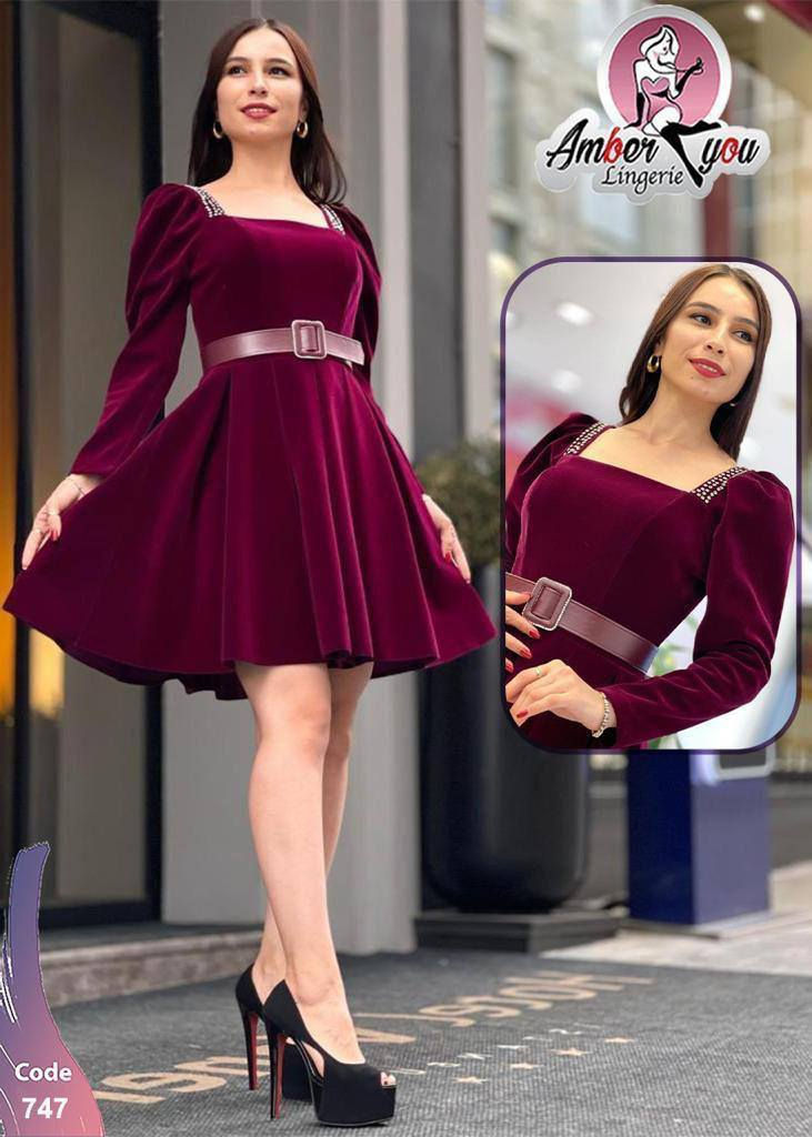 فساتين مخمل 
الوان مغرية جدا 
قماشة وخامة الف الف بحكيلك عن الاصلي 
نعومة الملمس 
لمناسباتك السعيدة 
احجام وافية 
الطويل والقصير  في باكمام وبدون اكمام 
 اختاري الافضل دائما
السعر يا بلاششششش
55 شيكل


**إذا كنت صاحب هذا الإعلان وتريد حذفه لأي سبب، رجاءا أرسل رسالة إلى الدعم الفني**