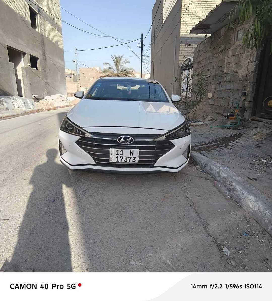 سياره  نوع الانتره موديل 2020 خليجي فول مواصفات كفاله من الصبغ وضربه وتبديل كفاله كير ومكينه وحداديه تخم تاير تبريد + تتفئه  كلا شغاله موصفات فول بصمه + شاشه  وكامره وحساسات وتحكم ستيرن من الجيهتين مري شفط كشنات جلد العنوان كربلاء تحويل مباشر بأسمي السعر 165 وبيه مجال  رقم الهاتف ***********
