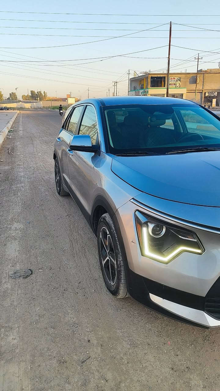 سيارة نسائية اقتصادية 
KlA NIRO Hybrid 

كيا نيرو هايبرد
الموديل2023
المحرك  هايبرد 1600CC
• نظامين سبورت ايكو
• شاشة كبيرة
• كاميرا خلفية
•كراسي مخمل
• رادار امامي
•مانع تصادم 
محدد مسار
• تصحيح مسار
• مثبت سرعه
• مانع انزلاق
• اناره ترحيبه
• مانع تجاوز
• حساسات مانع تجاوز
•حساسات خلفيه 
• نقطة عمياء 
• شاشة اعطال
• زجاج كهرباء 
• ويل قياس 16 
• اضوية امامي زنون LED
• اضوية خلفيه LED
• كشافات ضباب LED
• حساسات دخول الانفاق
• نظام GPS + خرائط
• أنظمة قيادة ECO / / Sport 
• تبريد ثلج 
• بلوتوث
مدخل USB + AUX
ماشية 40
زوج تاير جديد
التفويلة الوحدة تمشي أكثر من 860 كيلو متر 
🚗🚗حادث السياره بسيط جامرلغ و باب . البجم سليم كليا
ايرباك سليم 
للاستفسار الاتصال على الرقم 
***********
ماسنجر واتس اب متوفر
