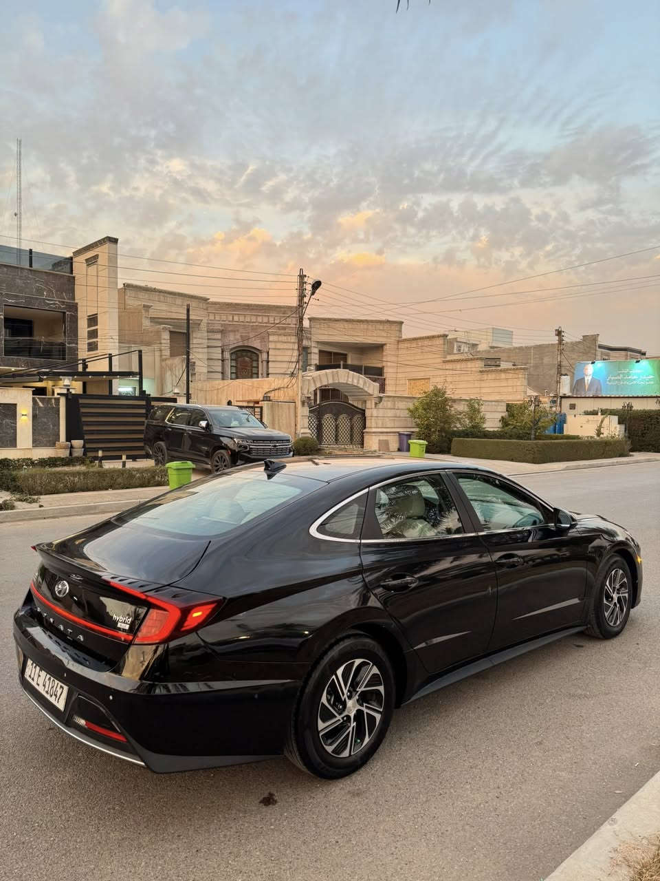 السلام عليكم
هونداي سوناتا موديل 2022
محرك 2000تنفس طبيعي هايبرد
كامراة دواره
رادر امامي جانبي خلفي
رادار توقف ذاتي 
اربع وضعيات قياده
تحديد مسار
تشغيل عن بعد 
حساسات خلفيه 
قيادة ذاتيه
صندوق ذكي عند الاقتراب يفتح
اوتو هولد
كشاف ضباب
لايت زنون
سماعات Bose
هندبريك بصمه
ماشيه 57 
السياره جاملغ خلفي وقبق جنطه مبدل اصلي بدون شواصي ولا دواخل ولا ايرباكات 

السعر 165 
***********
