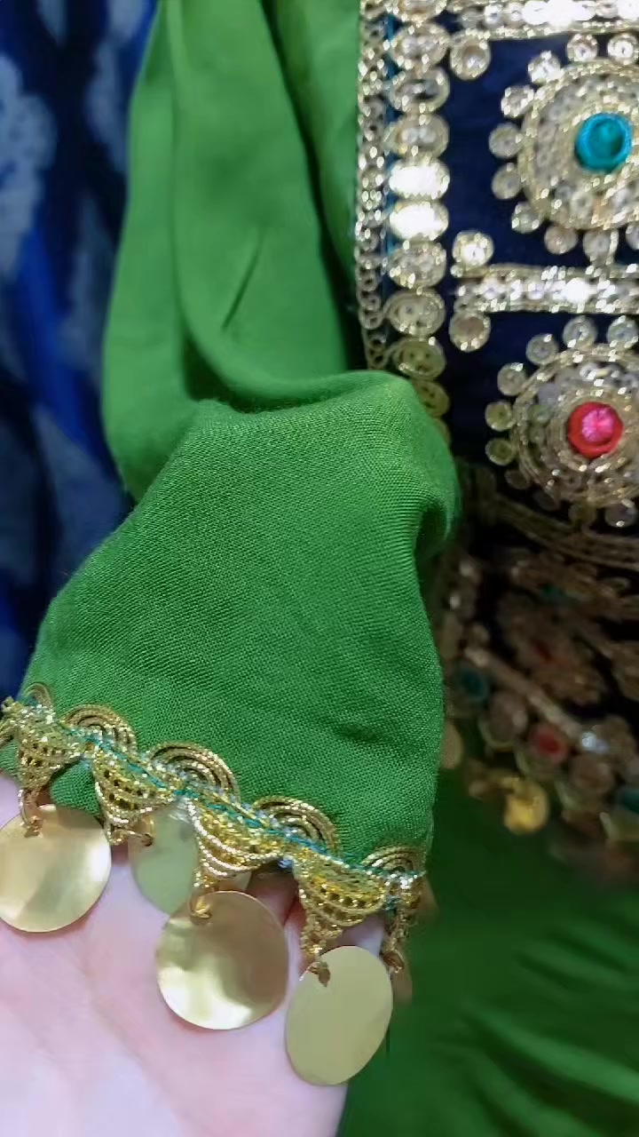 تفصيل لجميع الاذواق وكل القياسات اقمشه درجه اولى وشغل حسب الطلب وباسعار تنافسيه تبدي من12واقل 
عرض توصيل جميع المحافظات ٣بس


**إذا كنت صاحب هذا الإعلان وتريد حذفه لأي سبب، رجاءا أرسل رسالة إلى الدعم الفني**