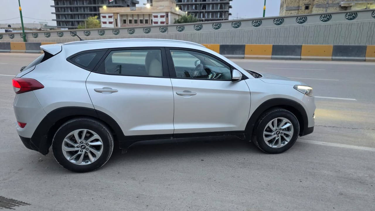 سلام عليكم توسان خليجي  2017 حرة بسمي شاشة كامرة ويلكب تحكم ستيرن تبريد قطعتين لستفسار *********** مكان سيارة سماوة
