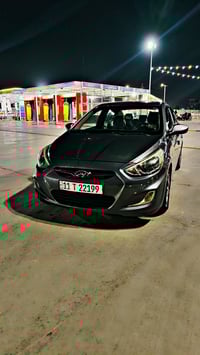 اكسنت 2015 وارد امريكي حادث سرقة جملاغات الاماميه ثنين فقط.   تخم تاير...