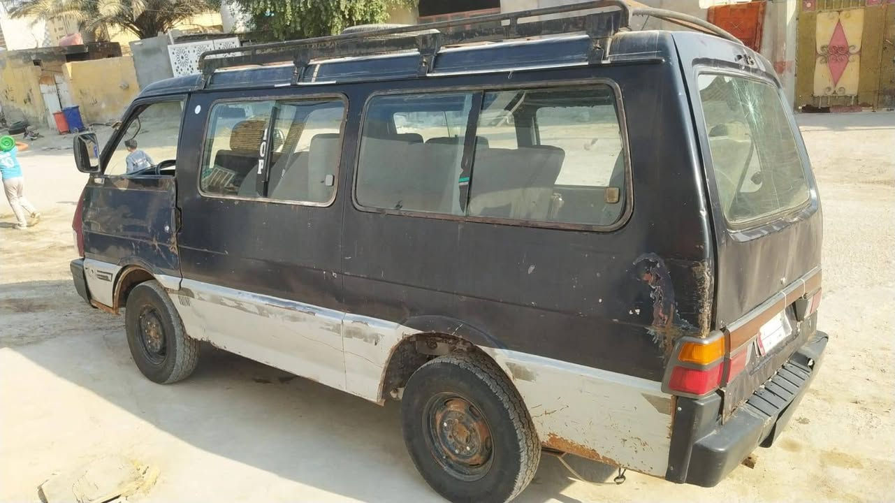 السلام عليكم للبيع كيا بسته موديل 94رقم بغداد الماني تريد تحول تريد وكاله مصفره من كلشي وصل خط بحث مكينه على سحك كير اكسن حداديه دوشمه جديده تخم تاير كهربائيه كل شغال سياره جاهزه كبل الشارع مل جناي مكان بابل قضاء القاسم سعر 25بيه مجال رقم الهاتف ***********
