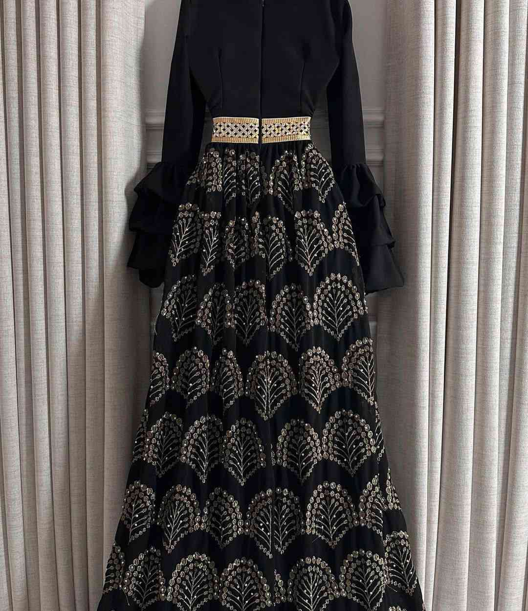 👇👇 بسم الله توكلنا على الله 👇👇

👌👌 ومازال لدينا إبداع لم يصل إليه أحد 👇

✨✨✨ أحدث صيحات الموضة العالمية لعام 2026
🎨🎨 الألوان :-كما معروضه 
فستان دااابل ايطالي كوالتي عالي 

قياس  38 40 42 44 46 48

السعر 33
توصيل جميع محافظات العراق


**إذا كنت صاحب هذا الإعلان وتريد حذفه لأي سبب، رجاءا أرسل رسالة إلى الدعم الفني**