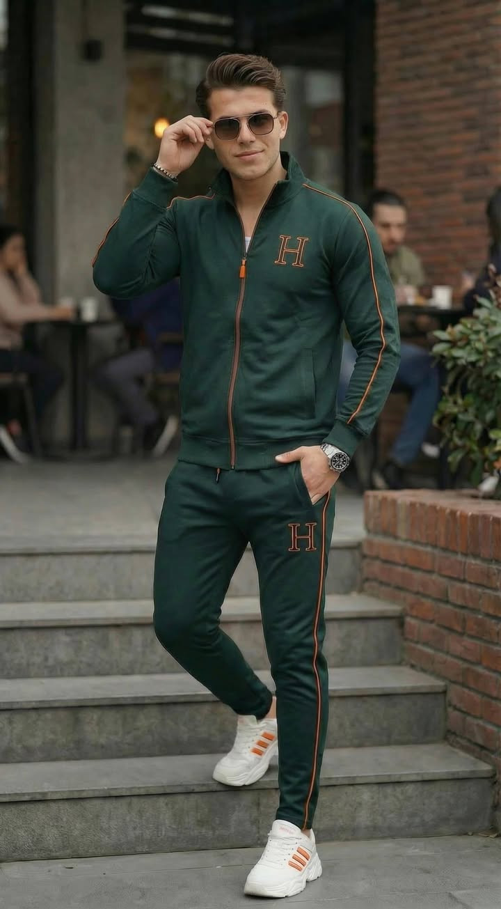 *القطعة مكفوووولة وممتازة مدى الحياة ❤️🥰*
*السعر المبيع الف 🔥*
بيجاما سحاب شبابي بتنسيق الوان مميز ❤️
قطعة ممتازة ومكفولة وعاللبس حكاية تانية ❤️


**إذا كنت صاحب هذا الإعلان وتريد حذفه لأي سبب، رجاءا أرسل رسالة إلى الدعم الفني**