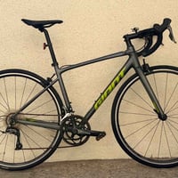 🫡♥️ رود ماركة جاينت( GIANT ) مختمة بكل اجزاء الدراجة  معدن الفريم // ا...